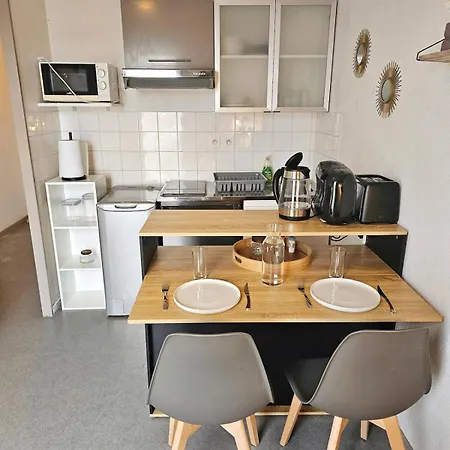 Petit Cosy, Balcon Et Vue كليرمونت-فيراند